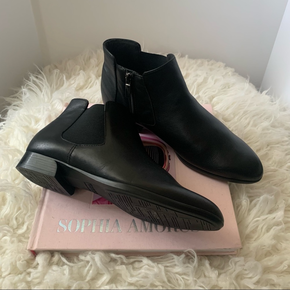 Munro Averee Ankle Bootie Zip Up Size 9.5 - Picture 3 of 10